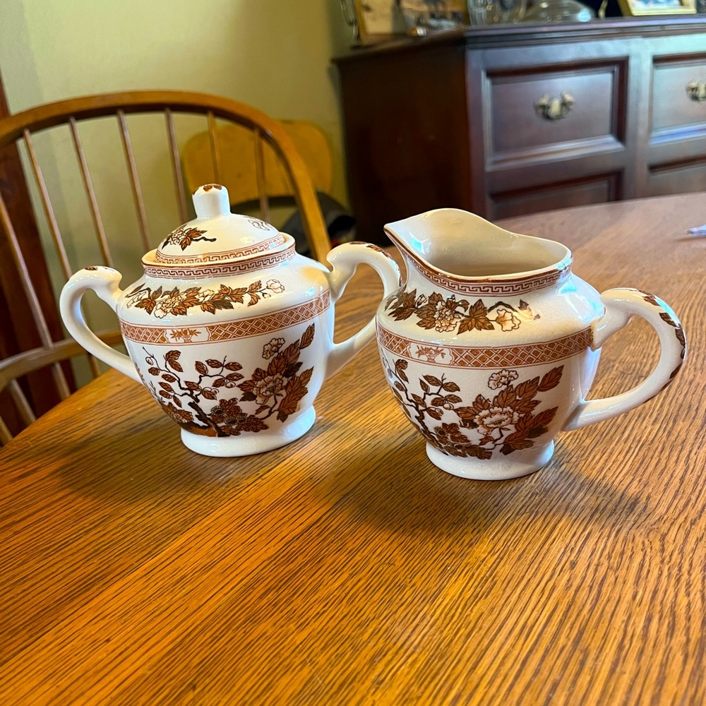 Nasco Indian Tree covered sugar and creamer. 1940’s made in Japan.